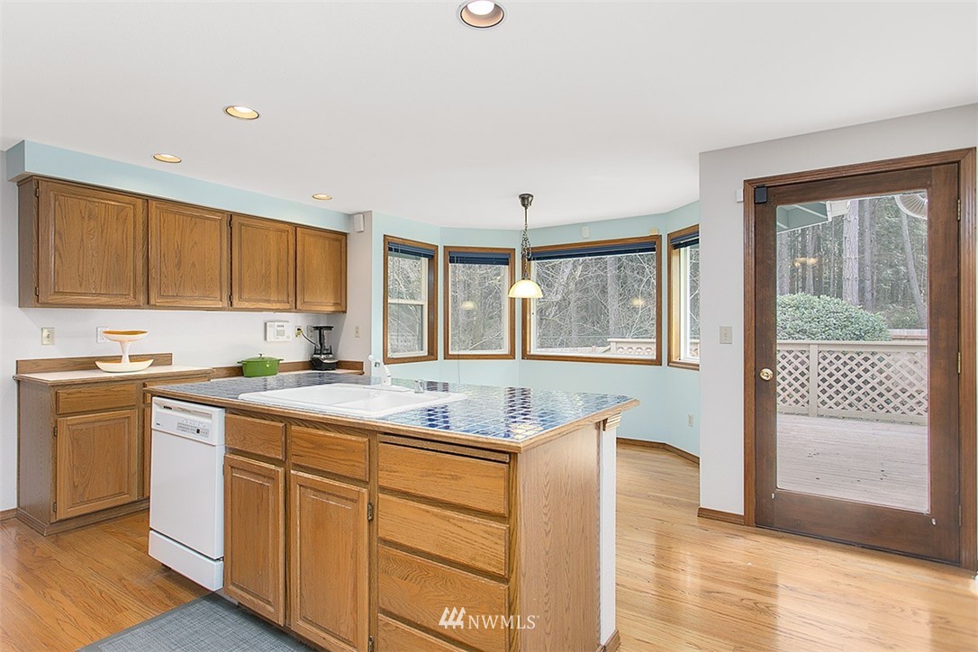 15375 Southeast 183rd Drive Renton, WA 98058 - Photo 7 of 24 Gallery Image 7