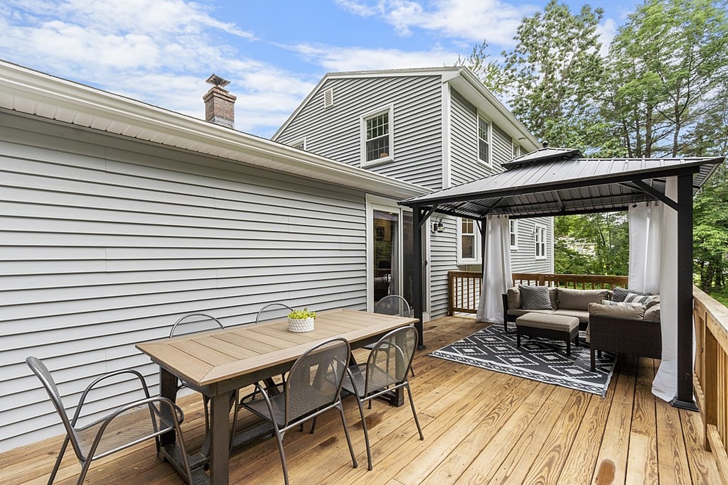 27 Tanglewood Road Sterling, MA 01564 - Photo 33 of 38 a balcony view with a seating space