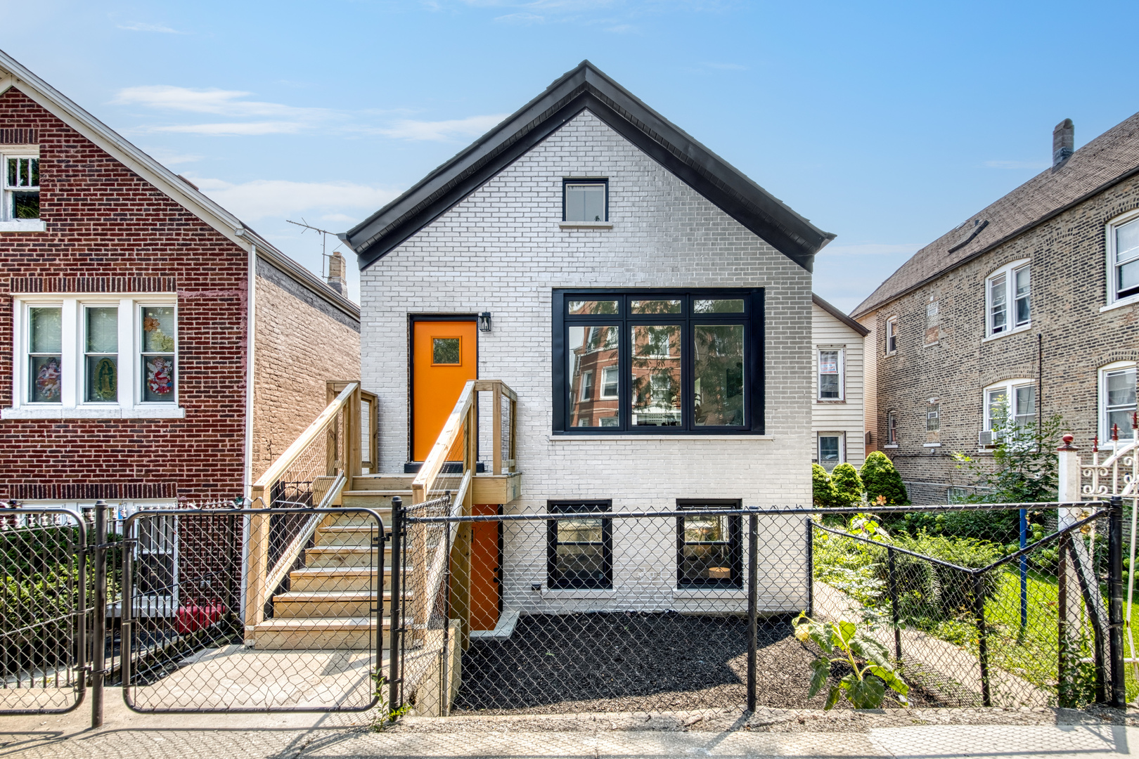 2711 West 24th Street Chicago, IL 60608 - Photo 1 of 29