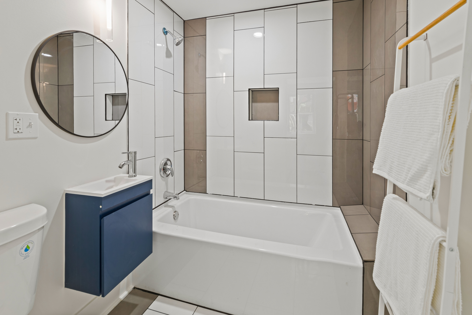 2711 West 24th Street Chicago, IL 60608 - Photo 21 of 29