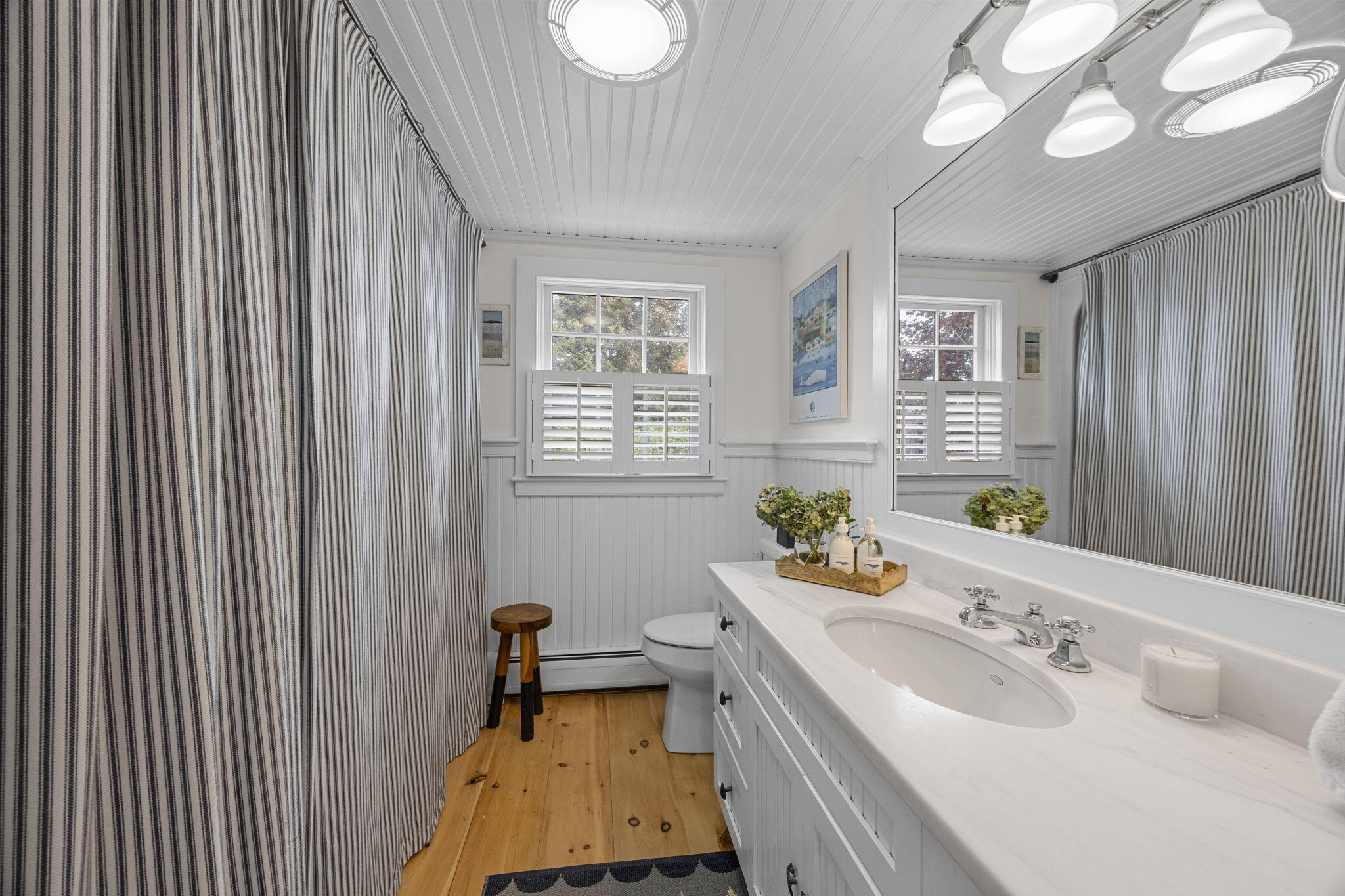 291 Ridgevale Road Chatham, MA 02633 - Photo 39 of 53 a bathroom with a sink a toilet and tub