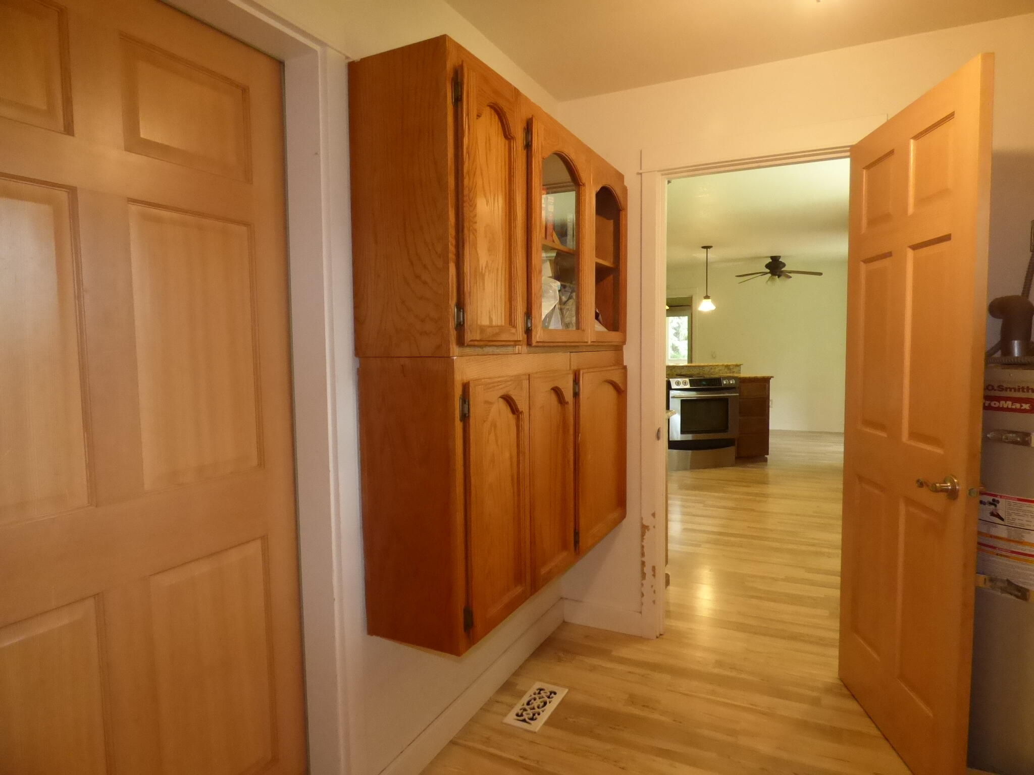7414 Redthorne Road Rogue River, OR 97537 - Photo 26 of 32 a bathroom with a shower