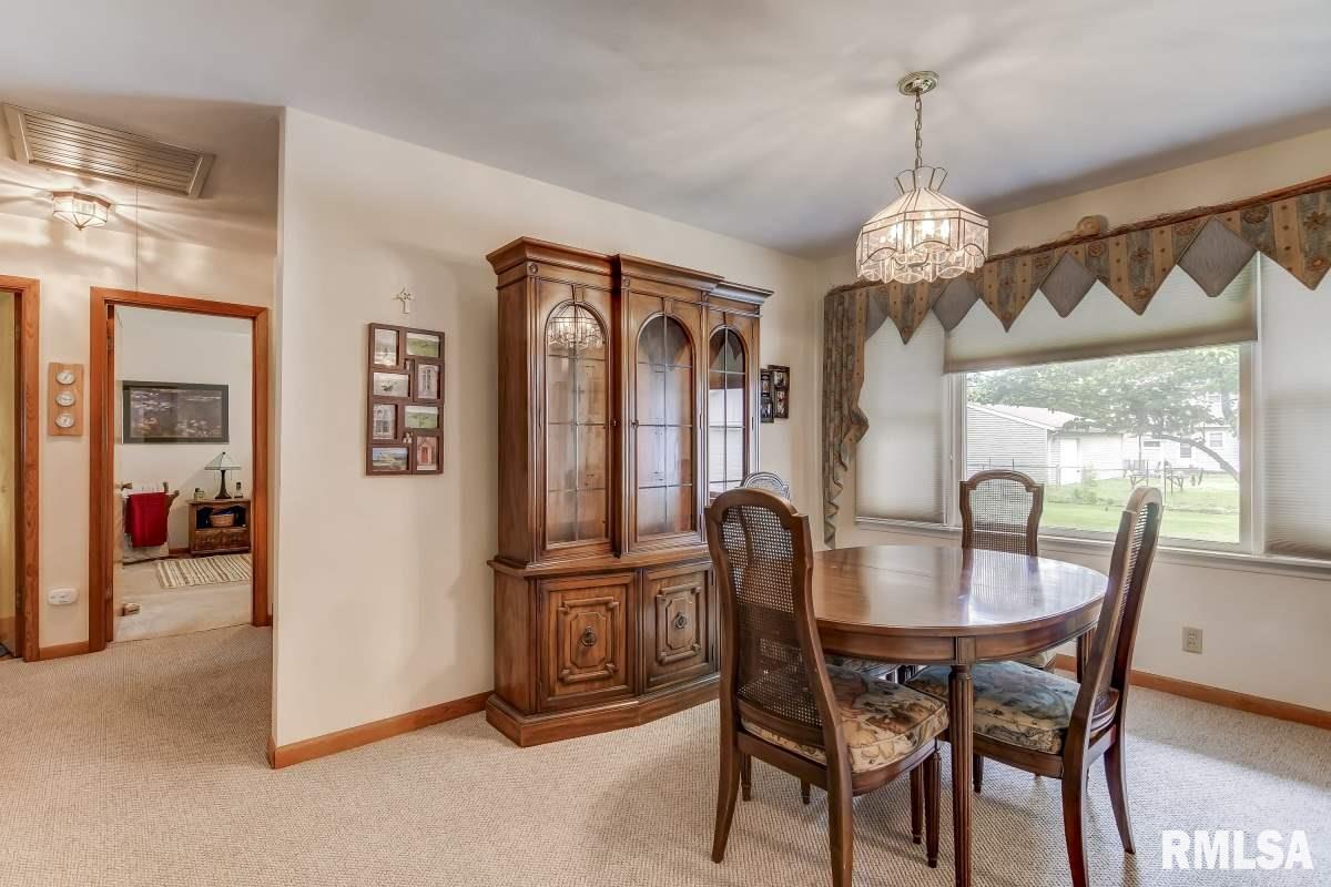2721 Huntington Road Springfield, IL 62703 - Photo 11 of 36