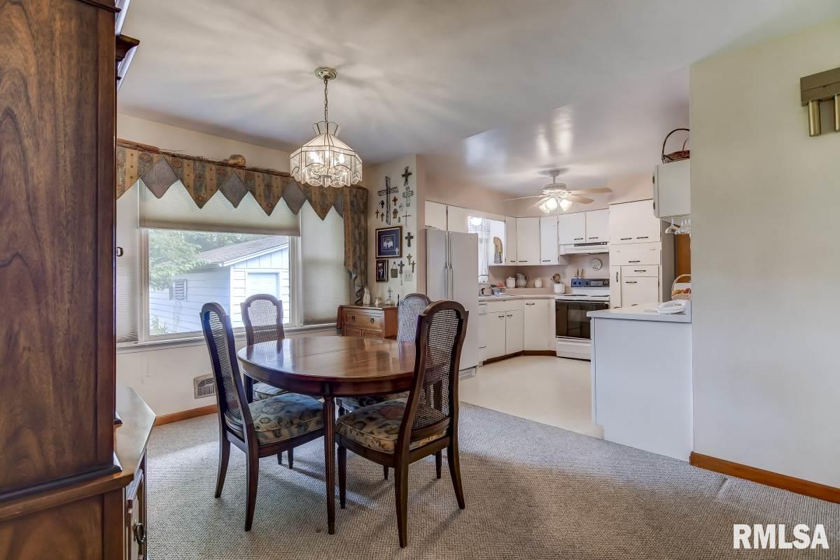 2721 Huntington Road Springfield, IL 62703 - Photo 10 of 36