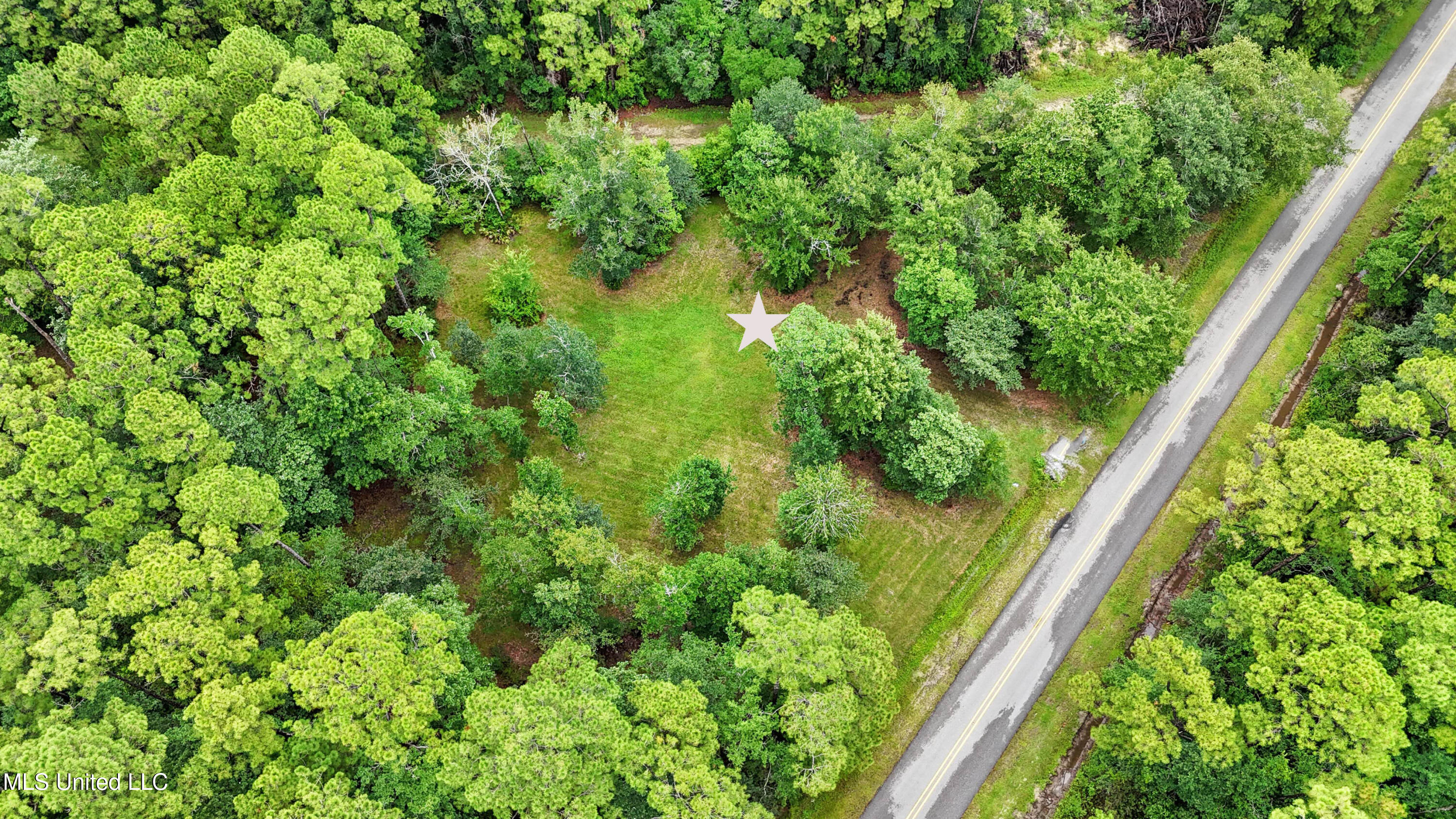 0 South Ash Street Ocean Springs, MS 39564 - Photo 2 of 21 002 (3)