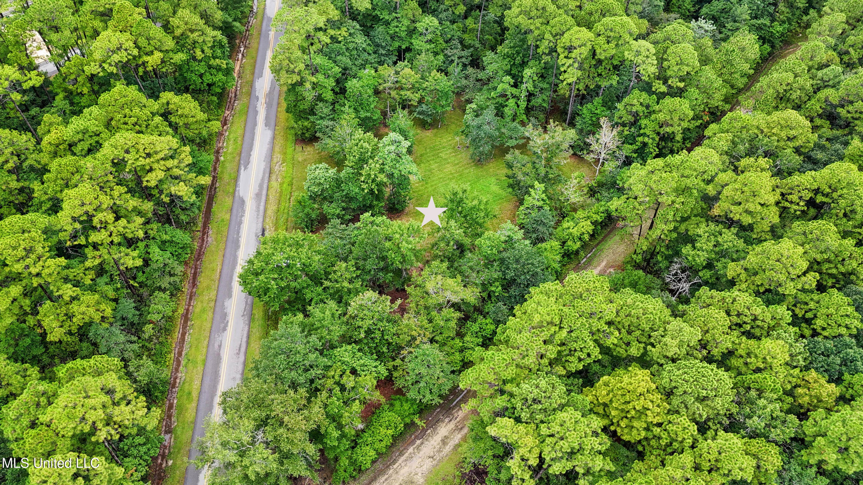 0 South Ash Street Ocean Springs, MS 39564 - Photo 7 of 21 007 (3)