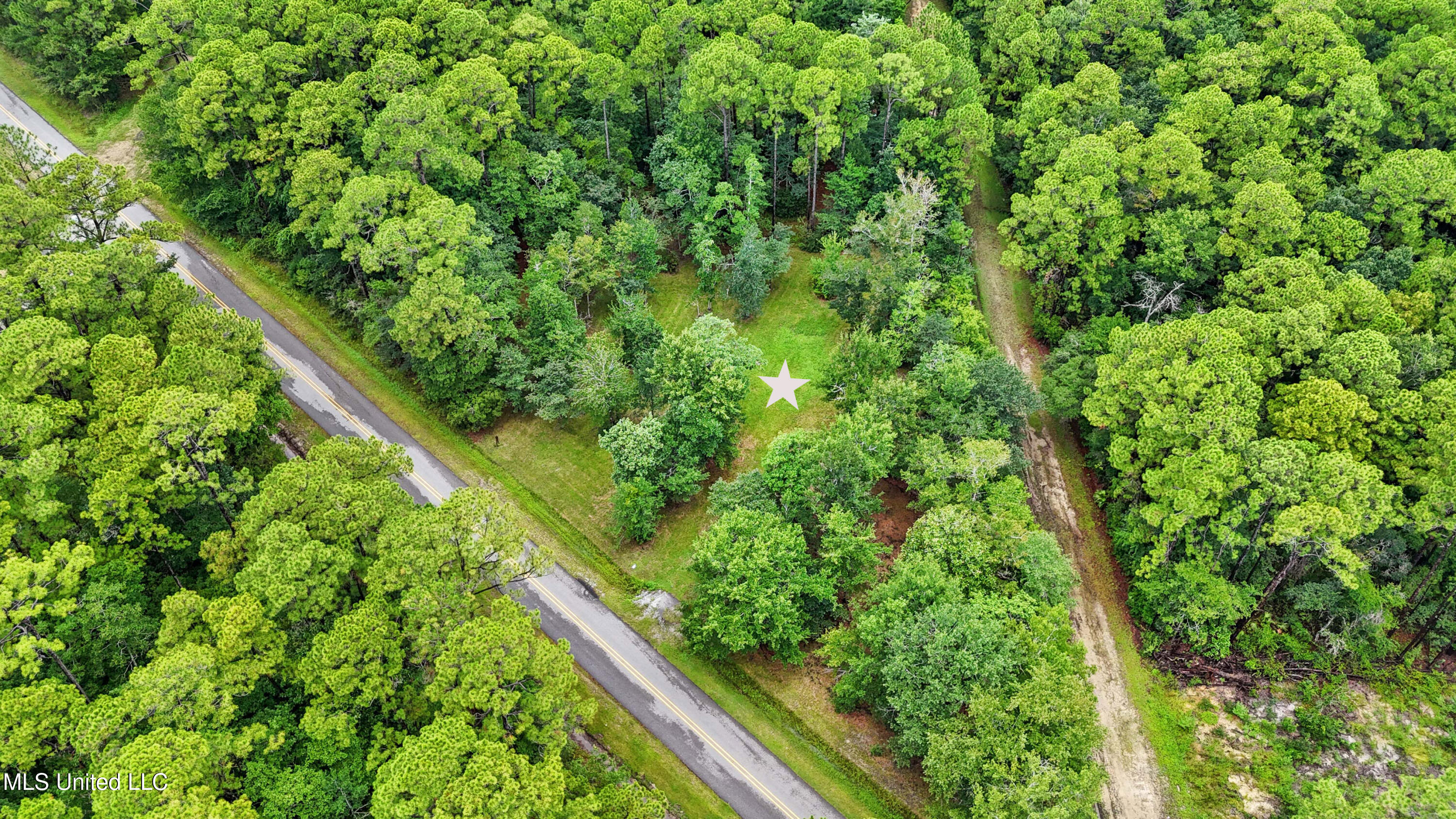 0 South Ash Street Ocean Springs, MS 39564 - Photo 8 of 21 008 (3)