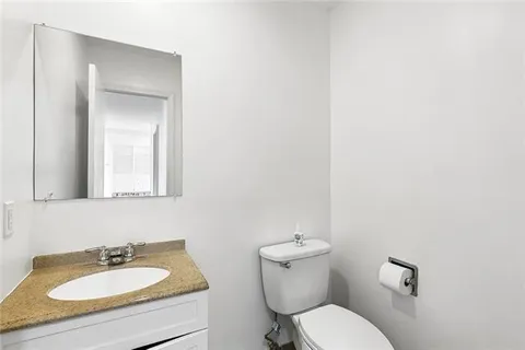 $305,000 | 3715 Mimosa Court, New Orleans, LA 70131