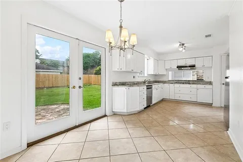 $305,000 | 3715 Mimosa Court, New Orleans, LA 70131