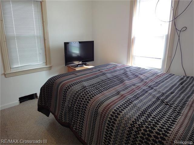 15450 Inkster Road Romulus, MI 48174 - Photo 7 of 11