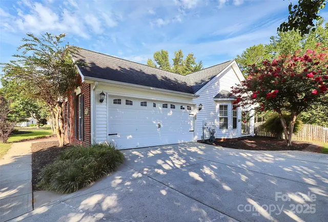 a view of a house with a outdoor space