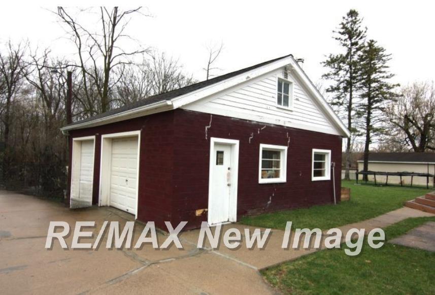 1685 South River Road Saginaw, MI 48609 - Photo 23 of 27