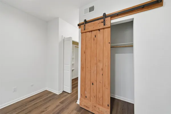 $1,870 | 2100 Tanglewilde Street, Unit 625, Houston, TX 77063