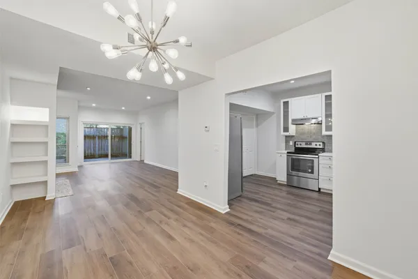 $1,870 | 2100 Tanglewilde Street, Unit 625, Houston, TX 77063