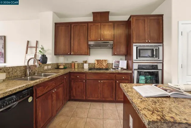 $775,000 | 6415-6415 Blue Rock Court, Oakland, CA 94605