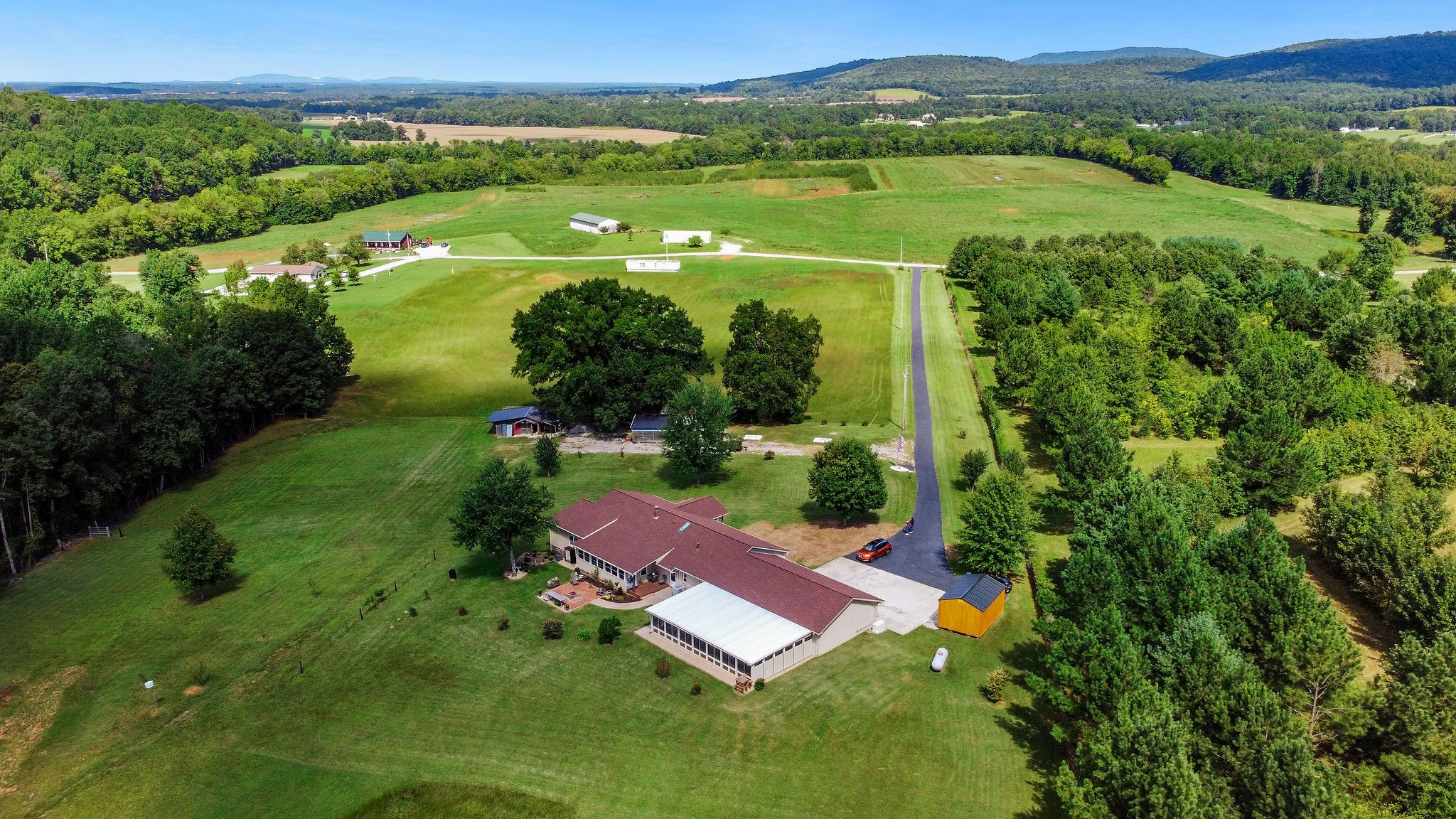 150 Victory Lane Morrison, TN 37357 - Photo 40 of 43