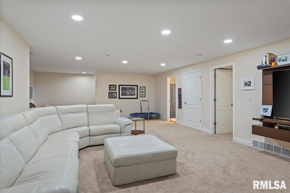 1609 Cressa Court Springfield, IL 62704 - Photo 36 of 41