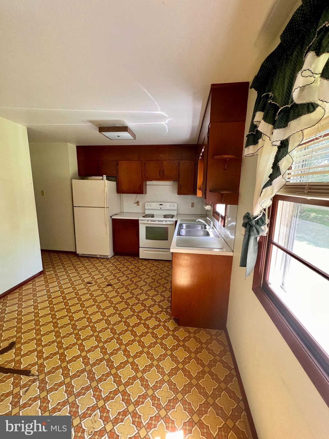 124 Cronrath Road Barto, PA 19504 - Photo 8 of 22 Gallery Image 8