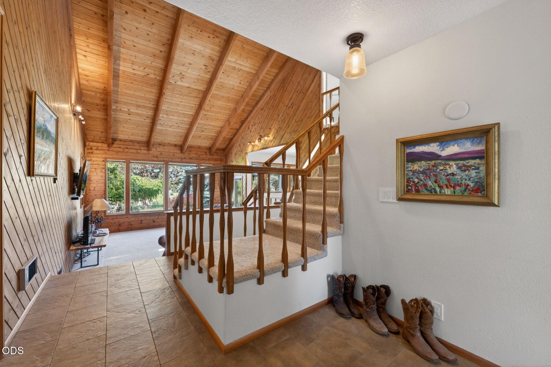 60376 Arnold Market Road Bend, OR 97702 - Photo 11 of 47