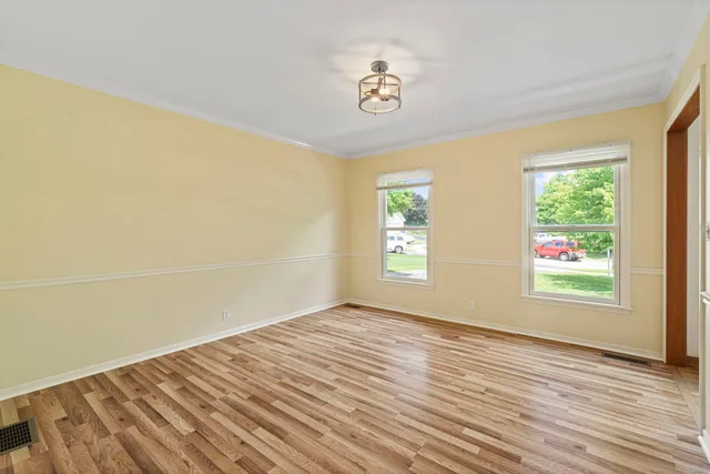 $3,000 | 630 Maple Court, Elburn, IL 60119