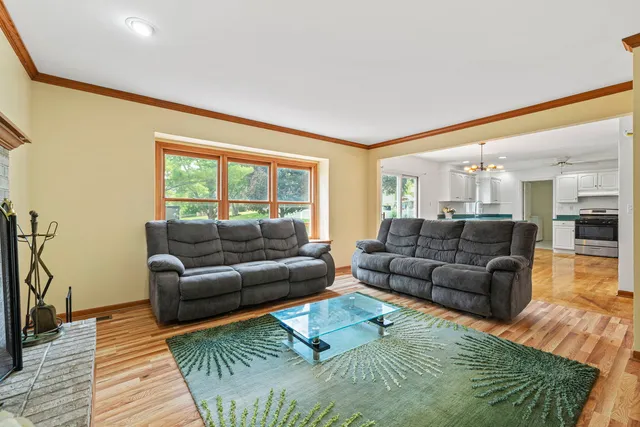 $3,000 | 630 Maple Court, Elburn, IL 60119