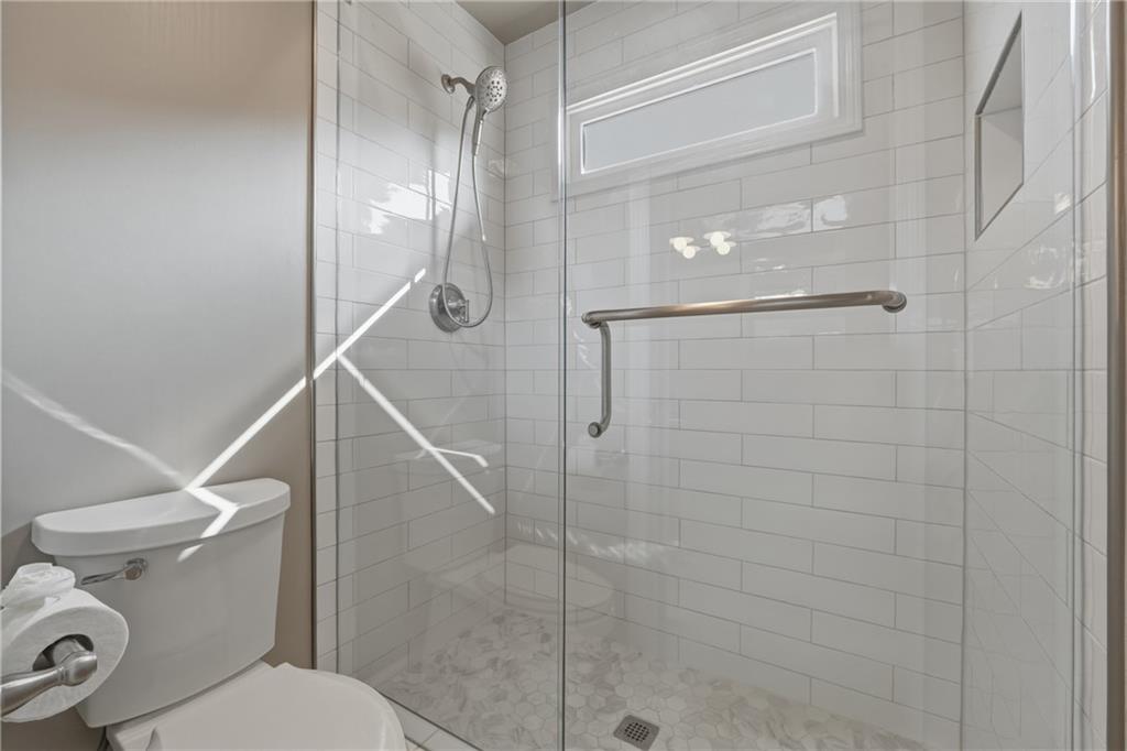 4250 Old Oak Trace Cumming, GA 30041 - Photo 32 of 58