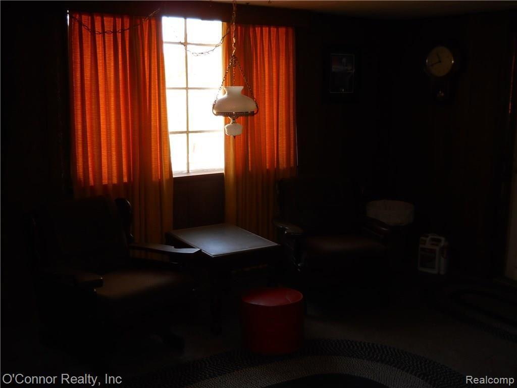 380 Mayer Road Columbus, MI 48063 - Photo 6 of 13 DSCN2641.JPG