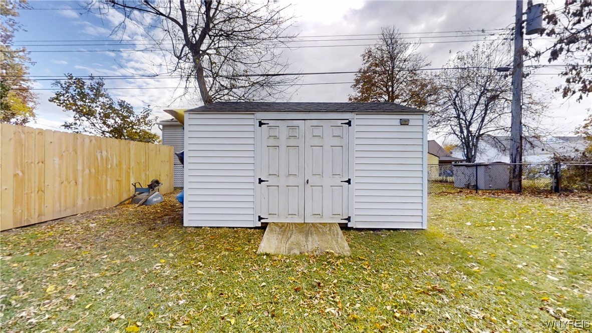 1364 Ellicott Creek Road Tonawanda, NY 14150 - Photo 36 of 48