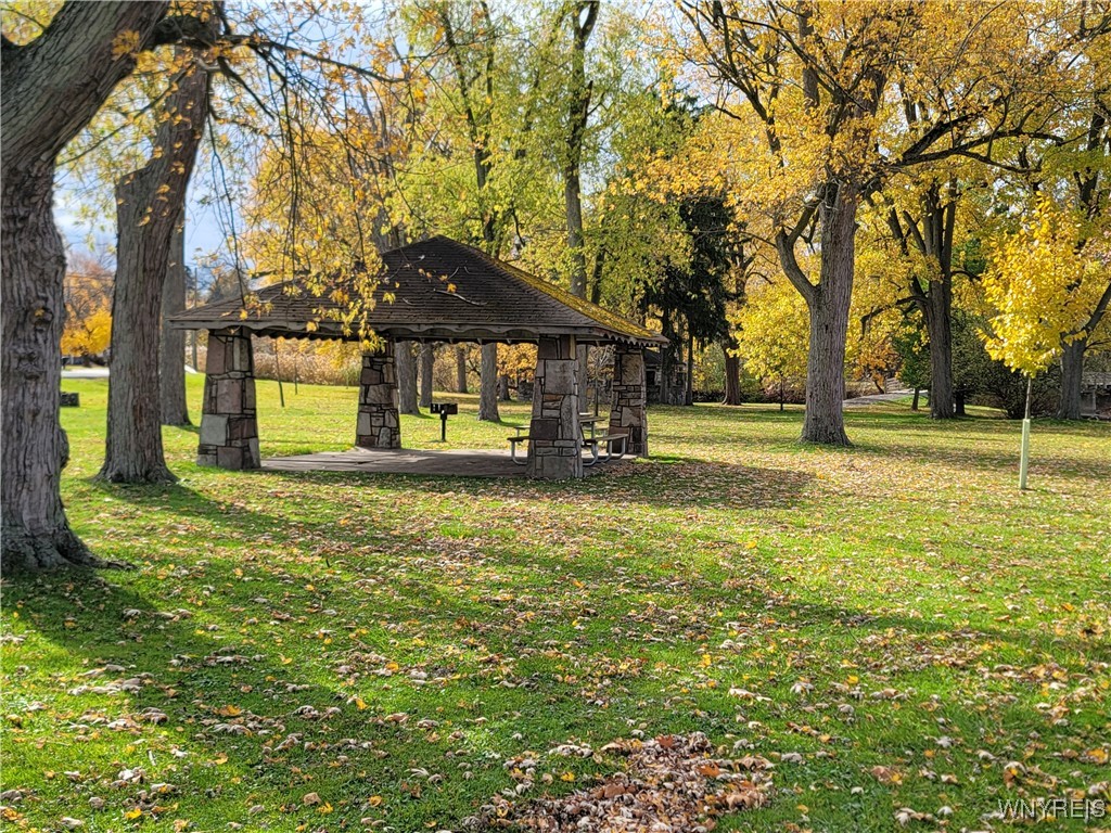 1364 Ellicott Creek Road Tonawanda, NY 14150 - Photo 46 of 48