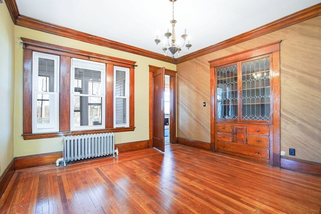 170 Berkshire Street Springfield, MA 01151 - Photo 14 of 41