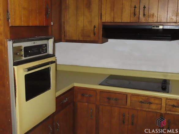 5845 Lexington Road Winterville, GA 30683 - Photo 6 of 11 Kitchen