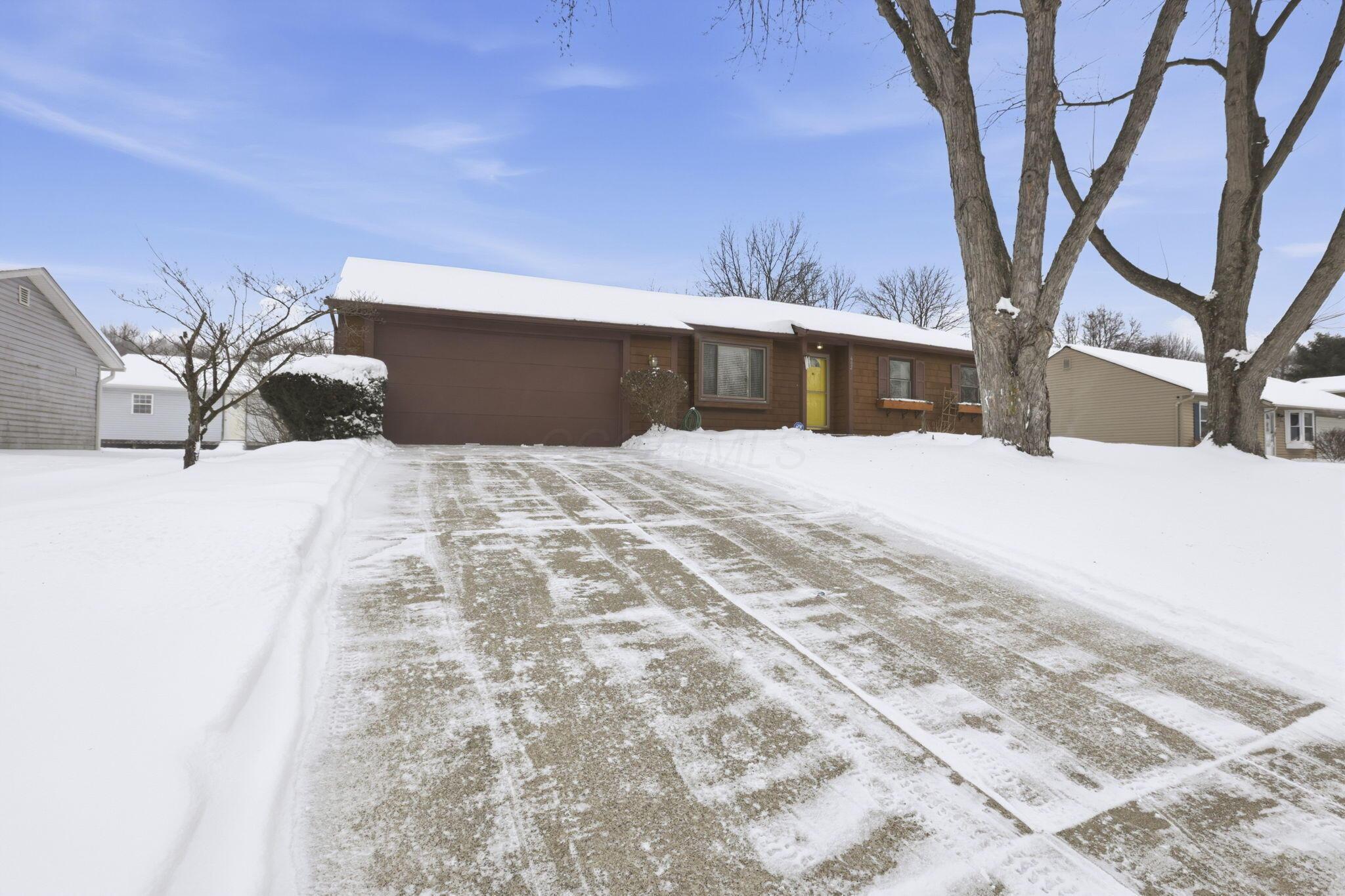 602 Deanna Stroll Road Heath, OH 43056 - Photo 4 of 31 4-web-or-mls-0V3A6389
