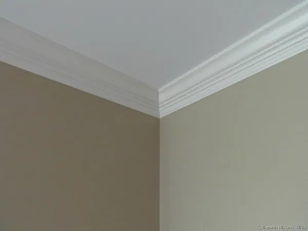 $1,900 | 67 West Main Street, Unit 323, Clinton, CT 06413