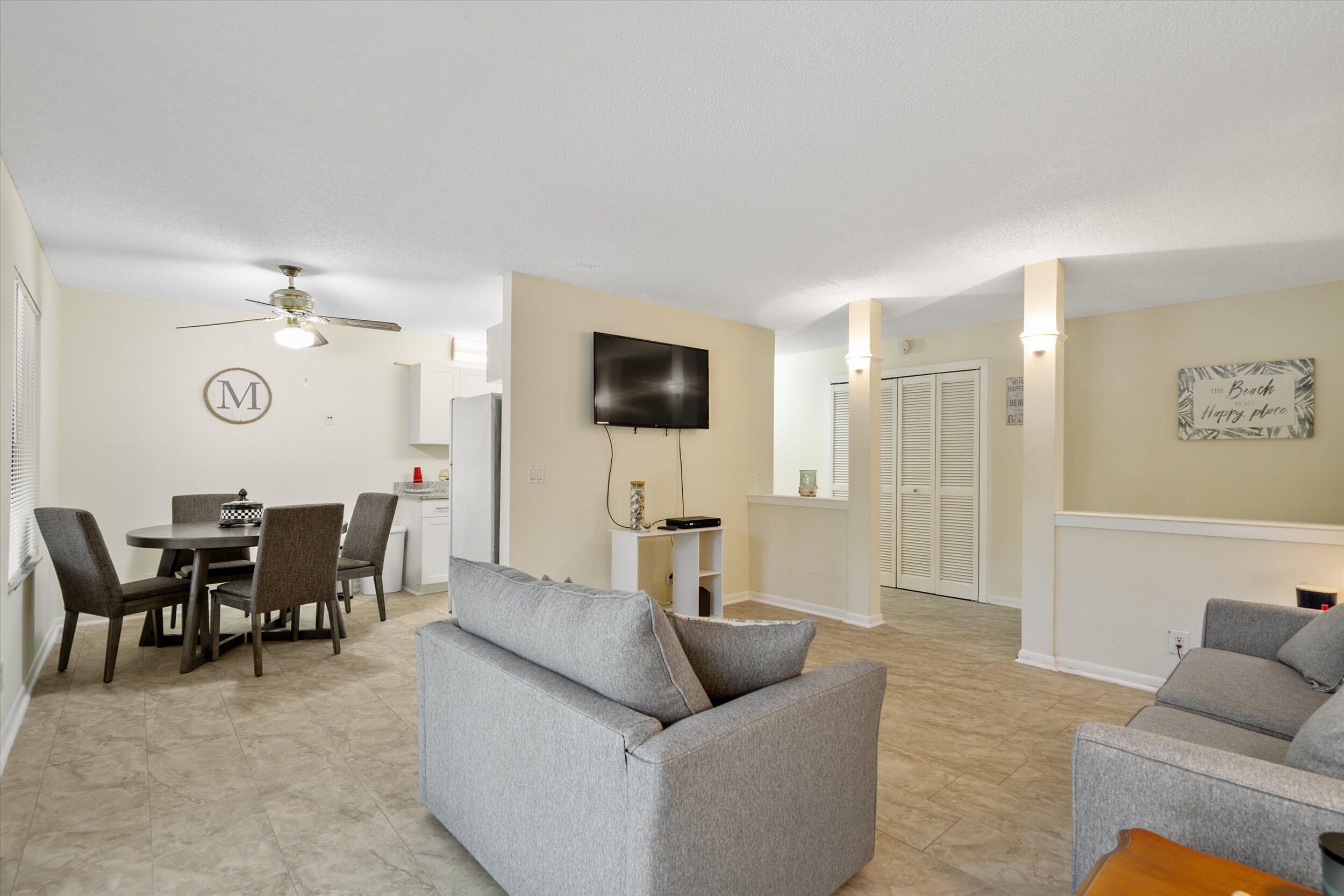 150 Pineview Road, Unit K3 Jupiter, FL 33469 - Photo 4 of 20 Living Room