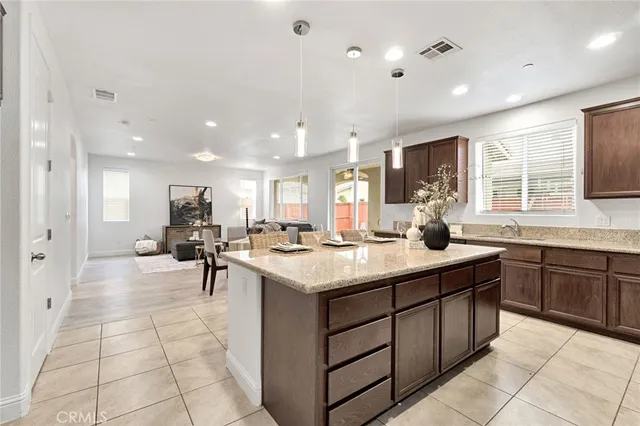 $579,000 | 1776 Whiteash Avenue, Clovis, CA 93619