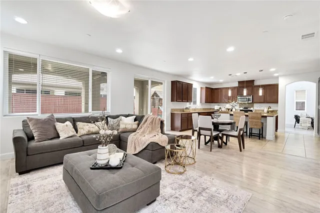 $579,000 | 1776 Whiteash Avenue, Clovis, CA 93619