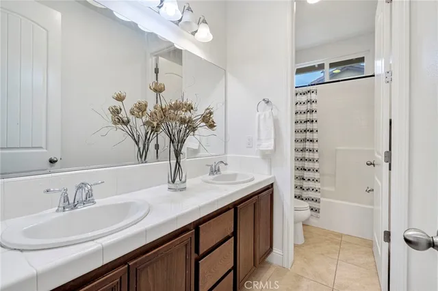 $579,000 | 1776 Whiteash Avenue, Clovis, CA 93619