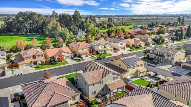 $579,000 | 1776 Whiteash Avenue, Clovis, CA 93619