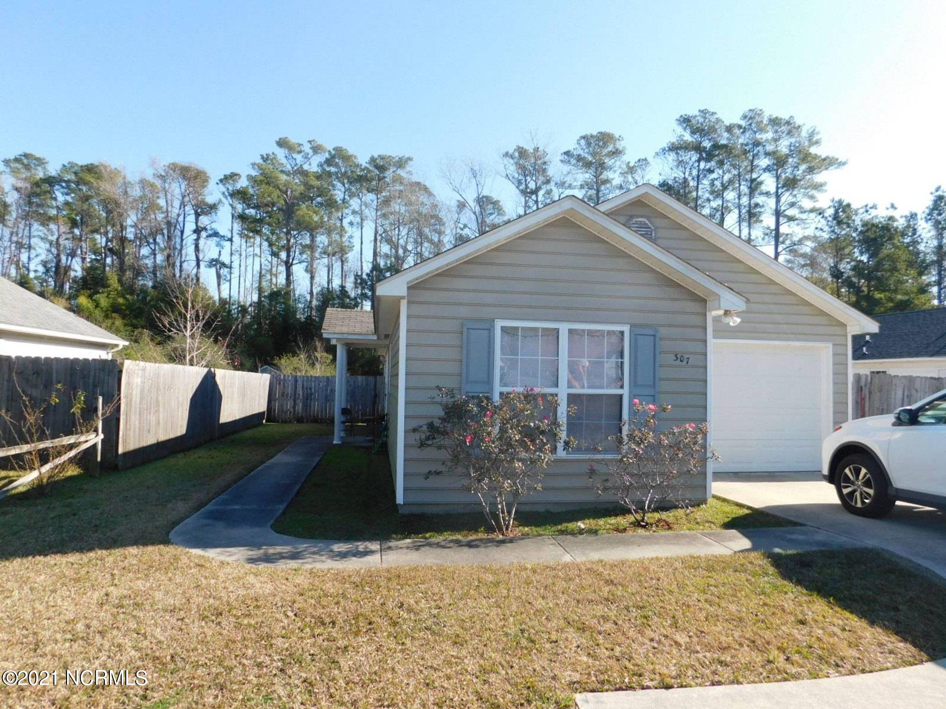307 Church Road Havelock, NC 28532 - Photo 3 of 27 Front door