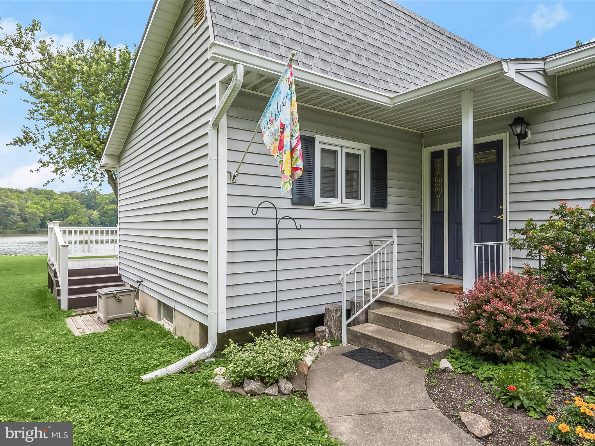 512 Grovethorn Road Middle River, MD 21220 - Photo 3 of 49 Front
