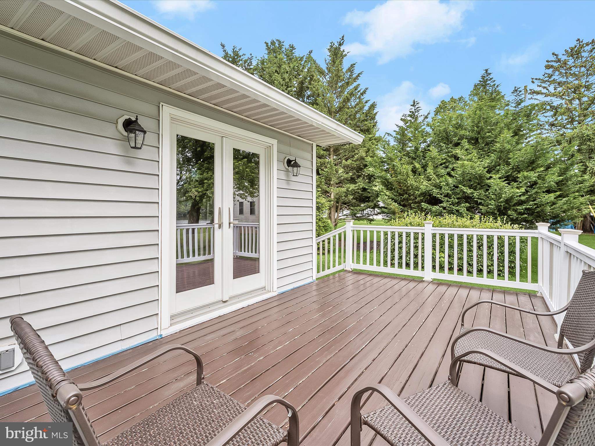 512 Grovethorn Road Middle River, MD 21220 - Photo 34 of 49 Deck