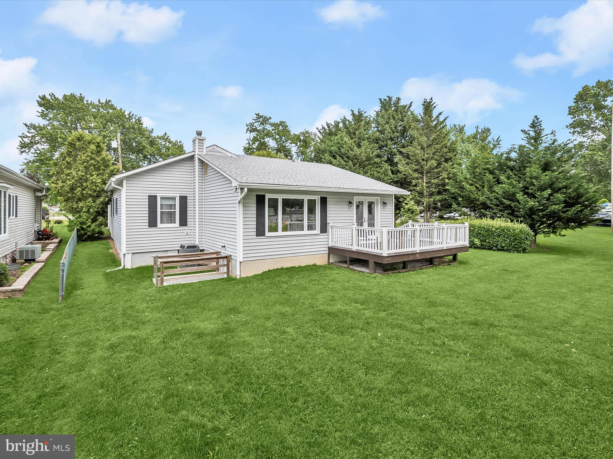 512 Grovethorn Road Middle River, MD 21220 - Photo 37 of 49 Rear
