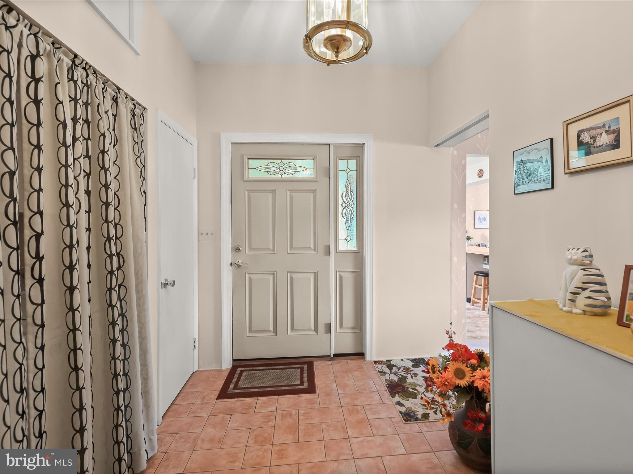 512 Grovethorn Road Middle River, MD 21220 - Photo 4 of 49 Foyer