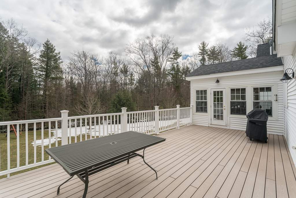 70 Pasture Road Auburn, NH 03032 - Photo 35 of 40