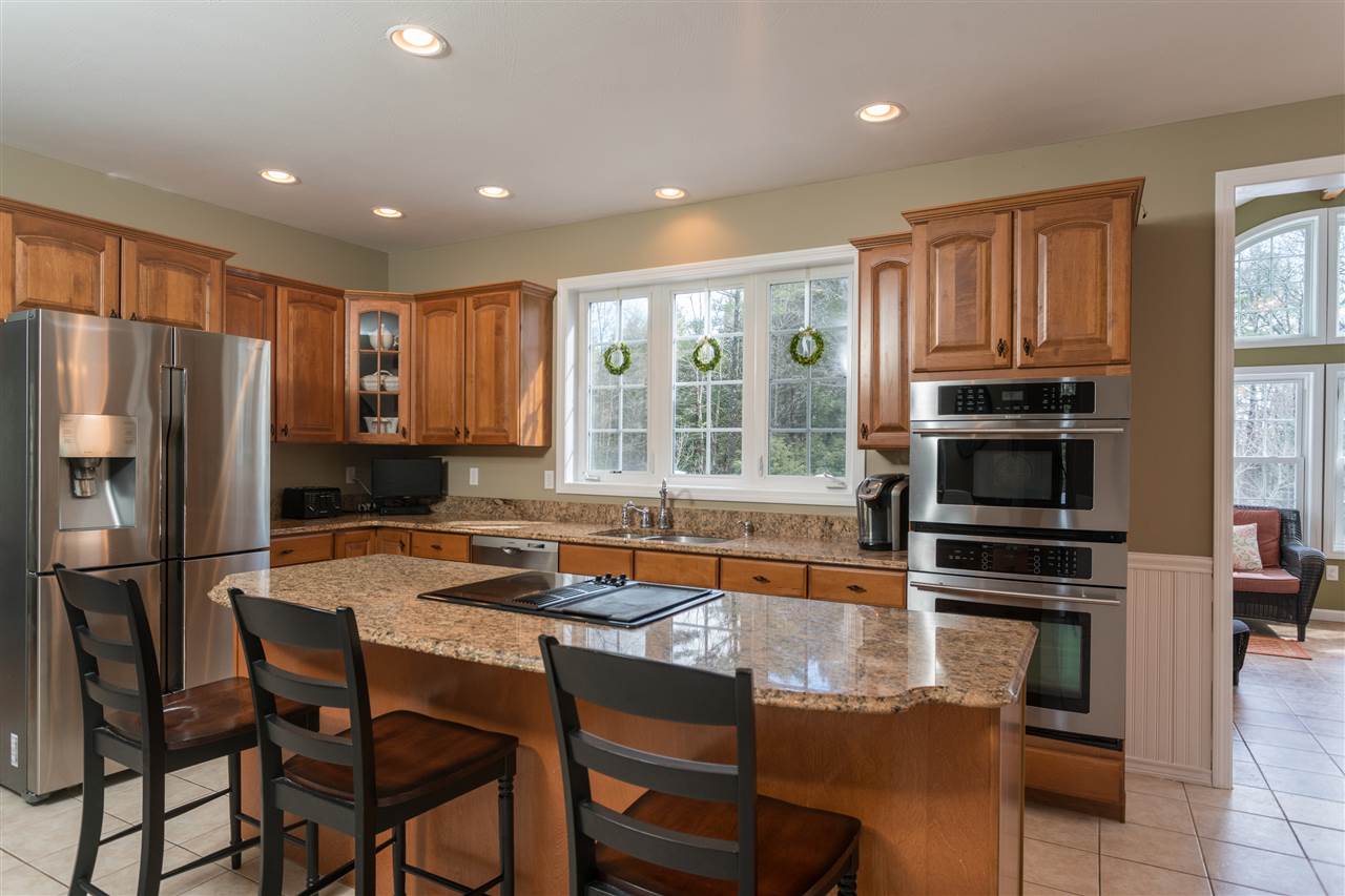 70 Pasture Road Auburn, NH 03032 - Photo 5 of 40