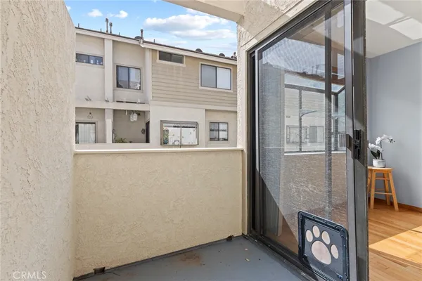 a view of front door with hallway