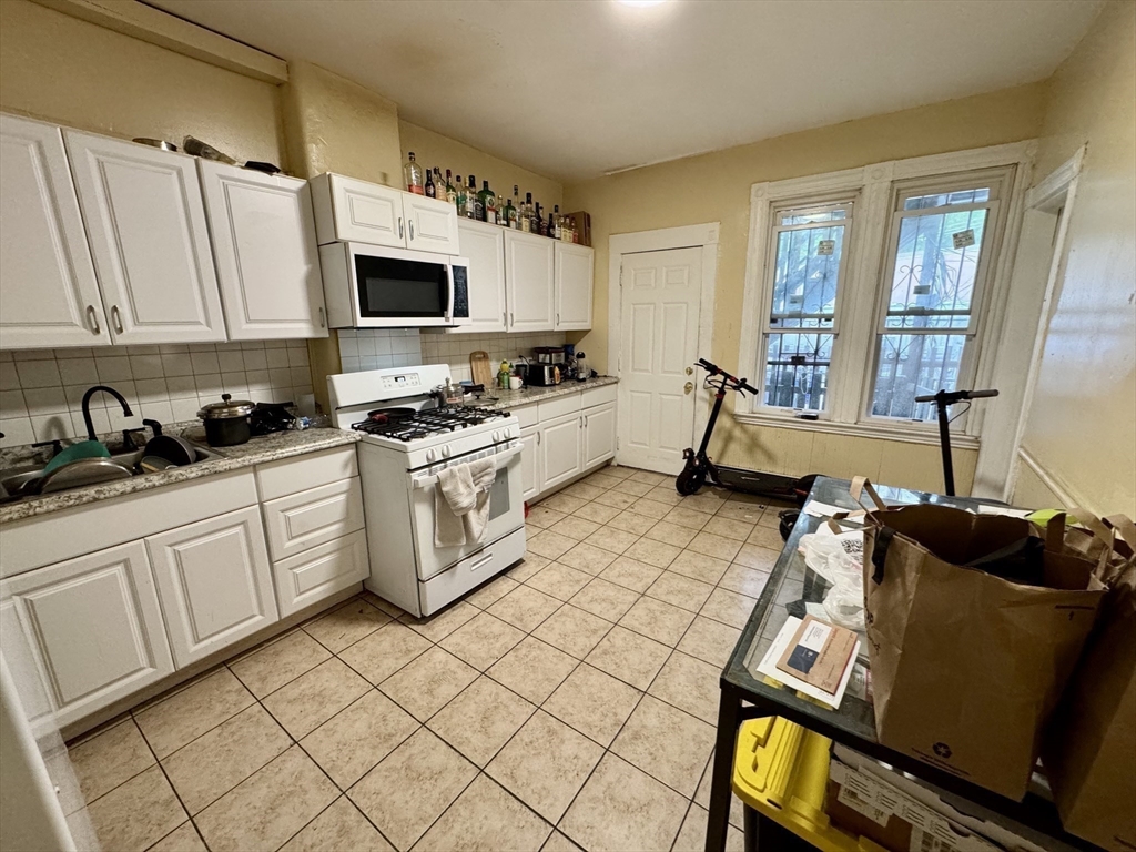 20 South Huntington Avenue, Unit 2 Boston, MA 02130 - Photo 8 of 12