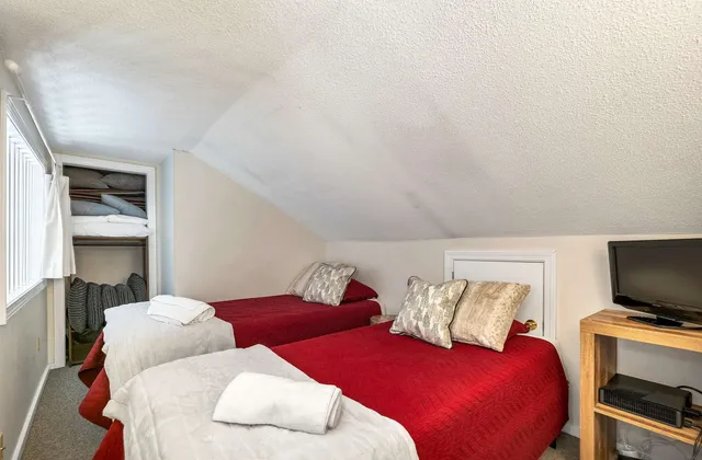 $495,000 | 3 River Run Drive, Unit A, Bartlett, NH 03812