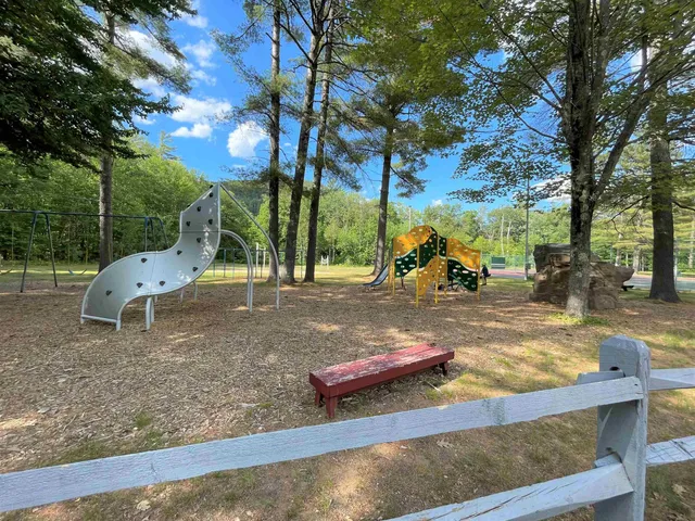 $495,000 | 3 River Run Drive, Unit A, Bartlett, NH 03812