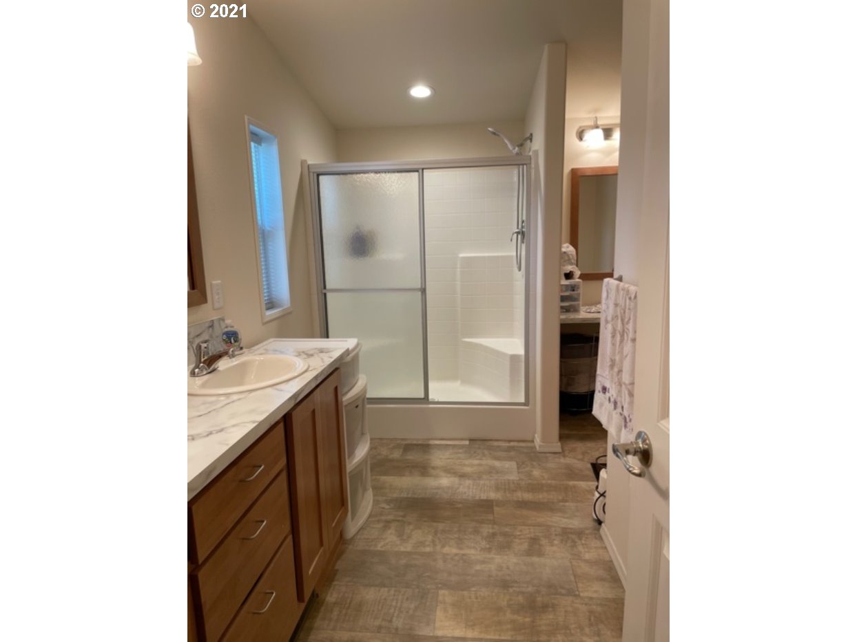 4915 Swegle Road Northeast, Unit 24 Salem, OR 97301 - Photo 15 of 26